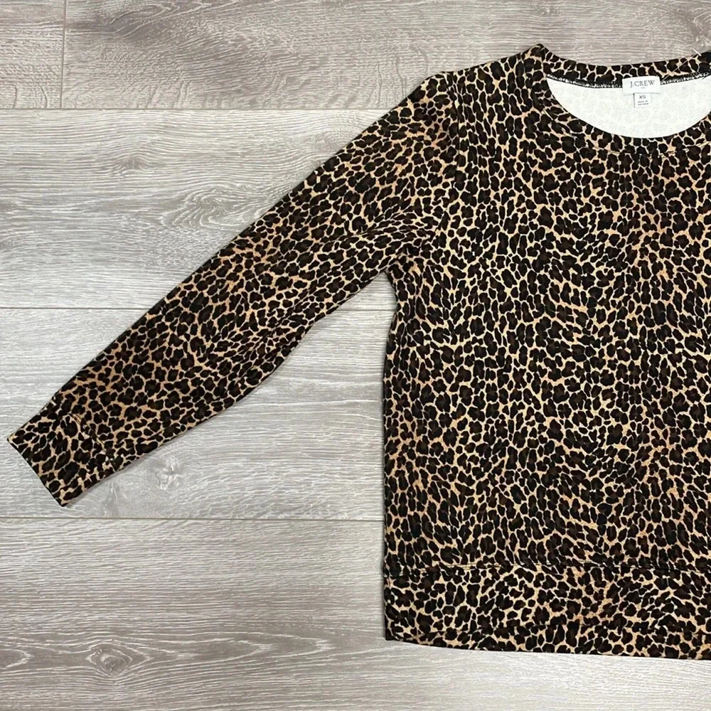 NWOT J. Crew Leopard Print Crewneck Raglan Sleeve Sweatshirt XS